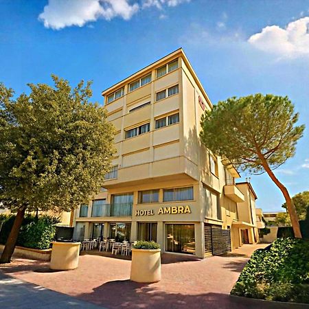 Hotel Ambra - Fronte Mare - Vicinissimi Al Centro Milano Marittima Esterno foto