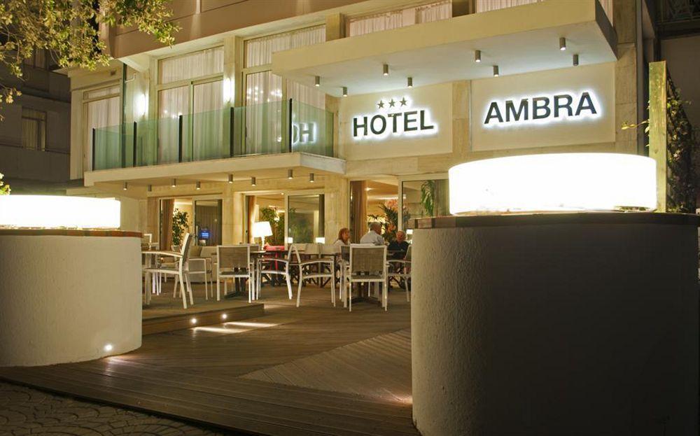 Hotel Ambra - Fronte Mare - Vicinissimi Al Centro Milano Marittima Esterno foto