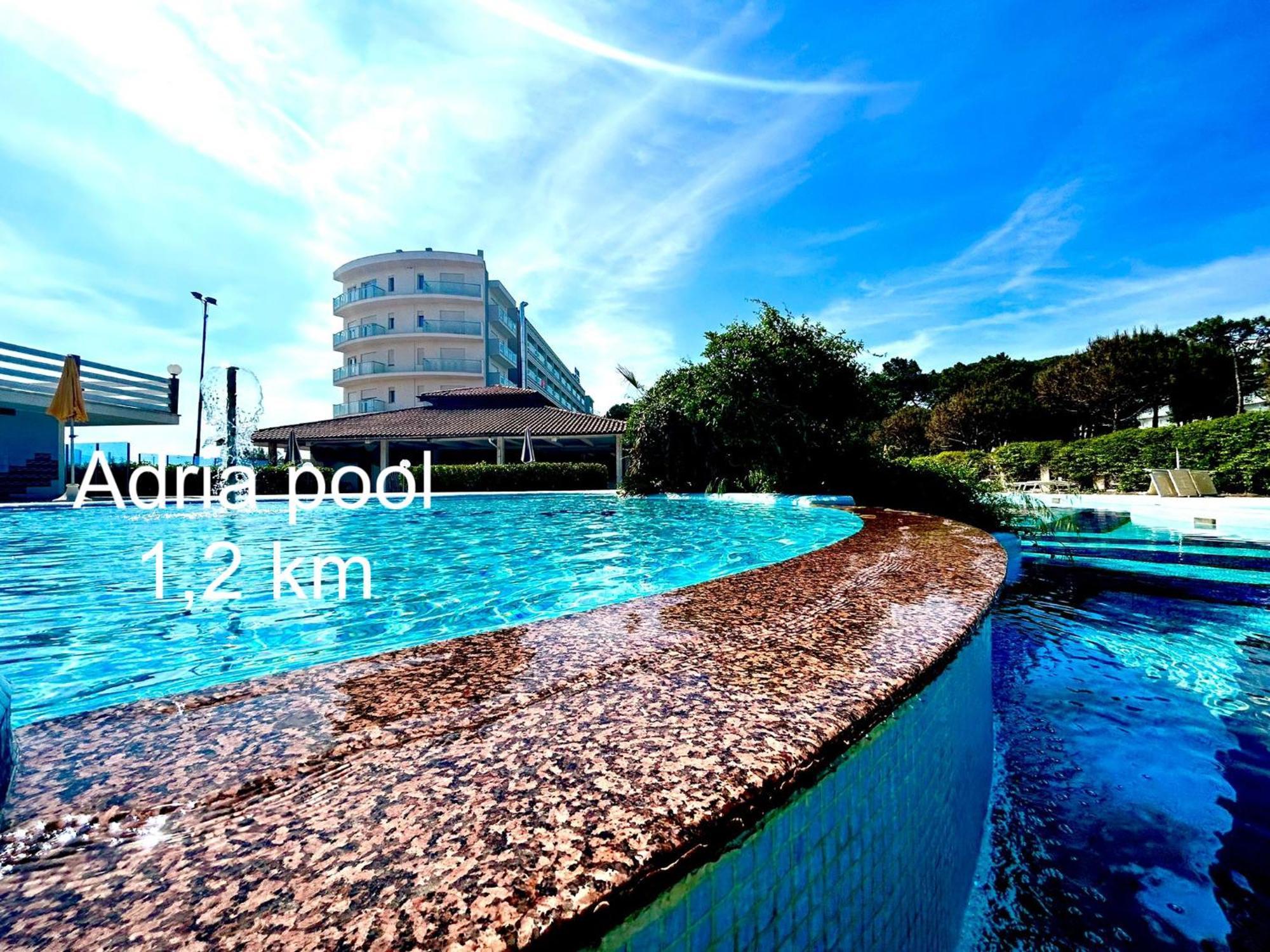 Hotel Ambra - Fronte Mare - Vicinissimi Al Centro Milano Marittima Esterno foto