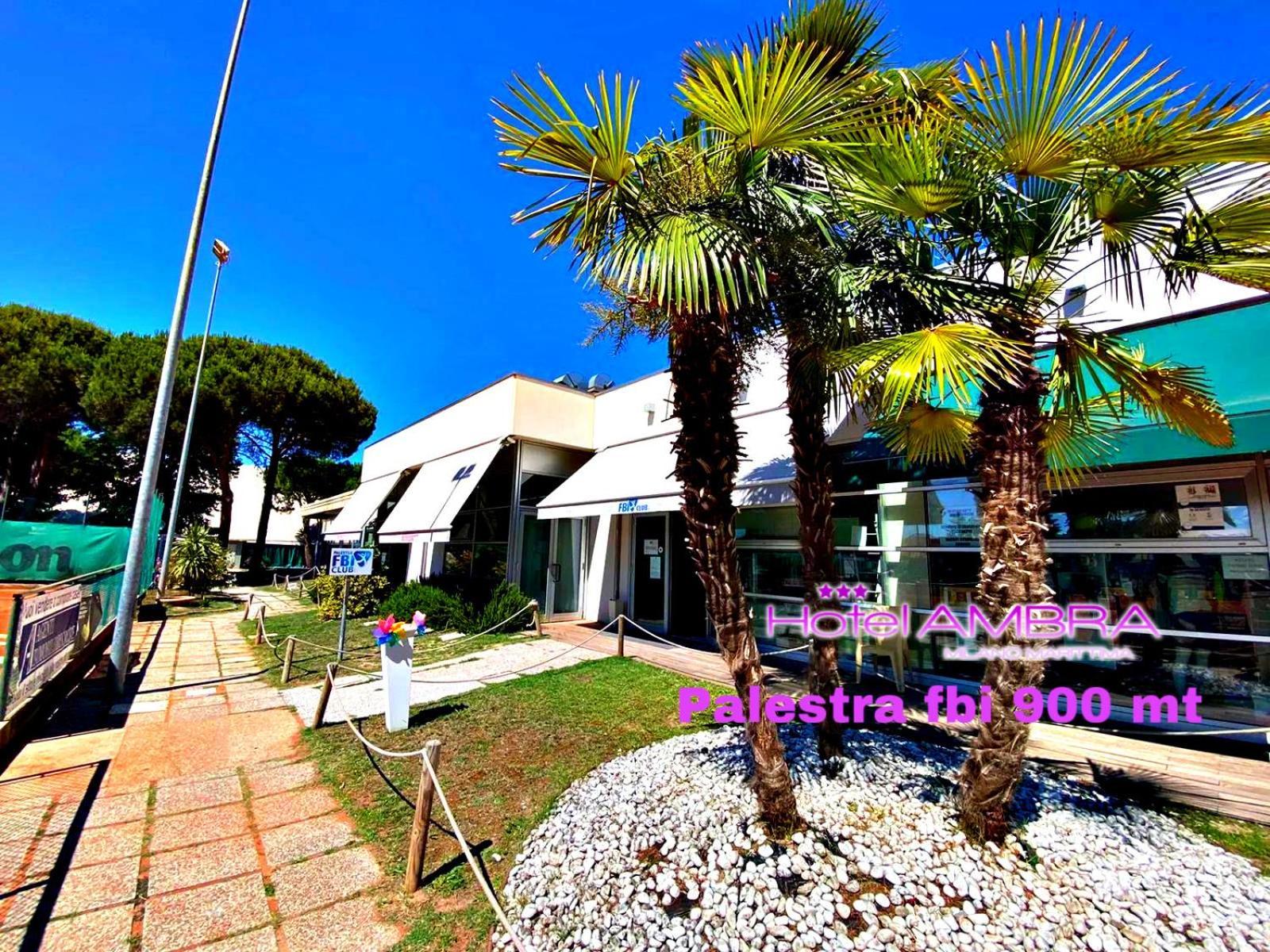 Hotel Ambra - Fronte Mare - Vicinissimi Al Centro Milano Marittima Esterno foto