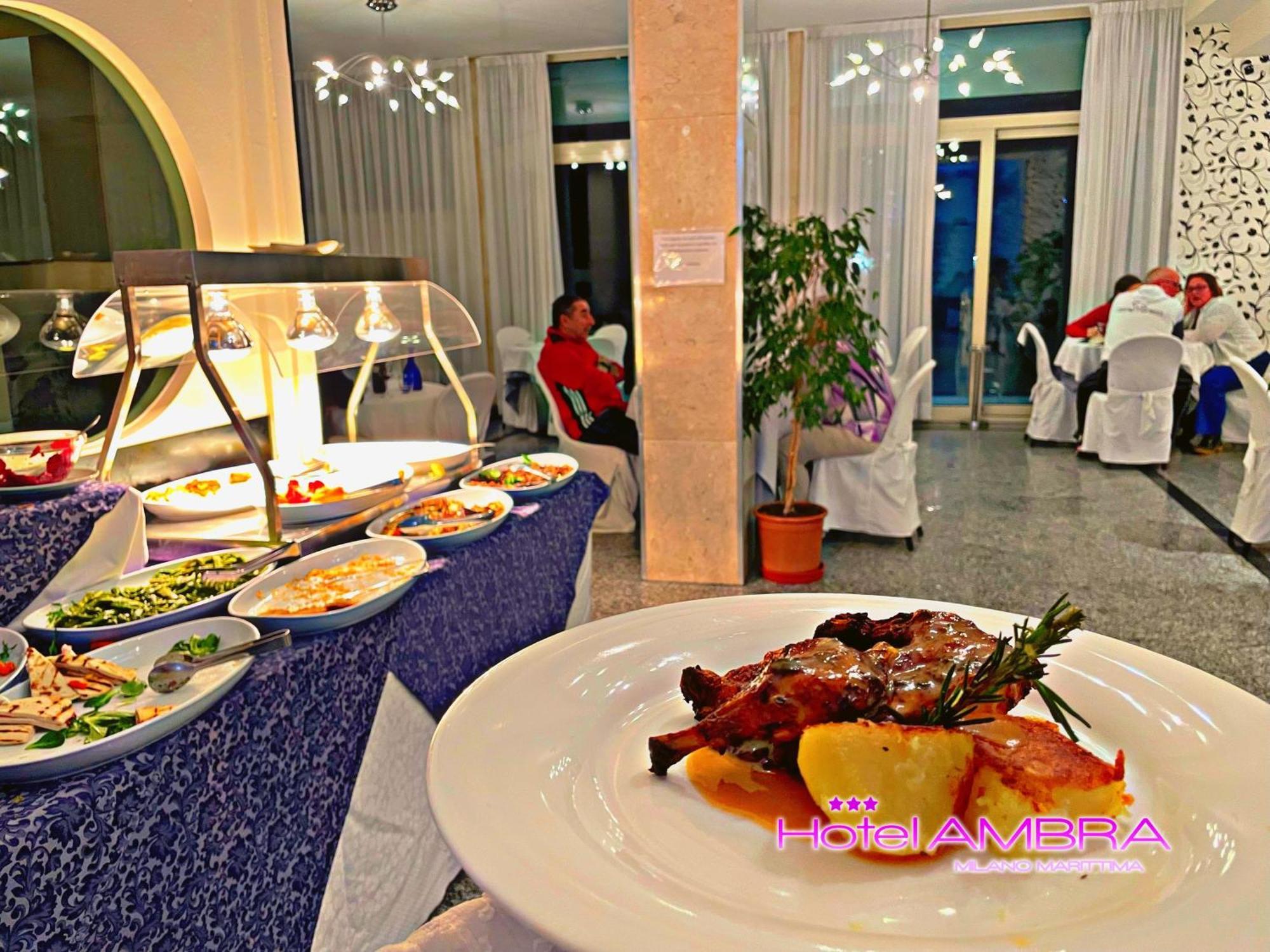 Hotel Ambra - Fronte Mare - Vicinissimi Al Centro Milano Marittima Esterno foto