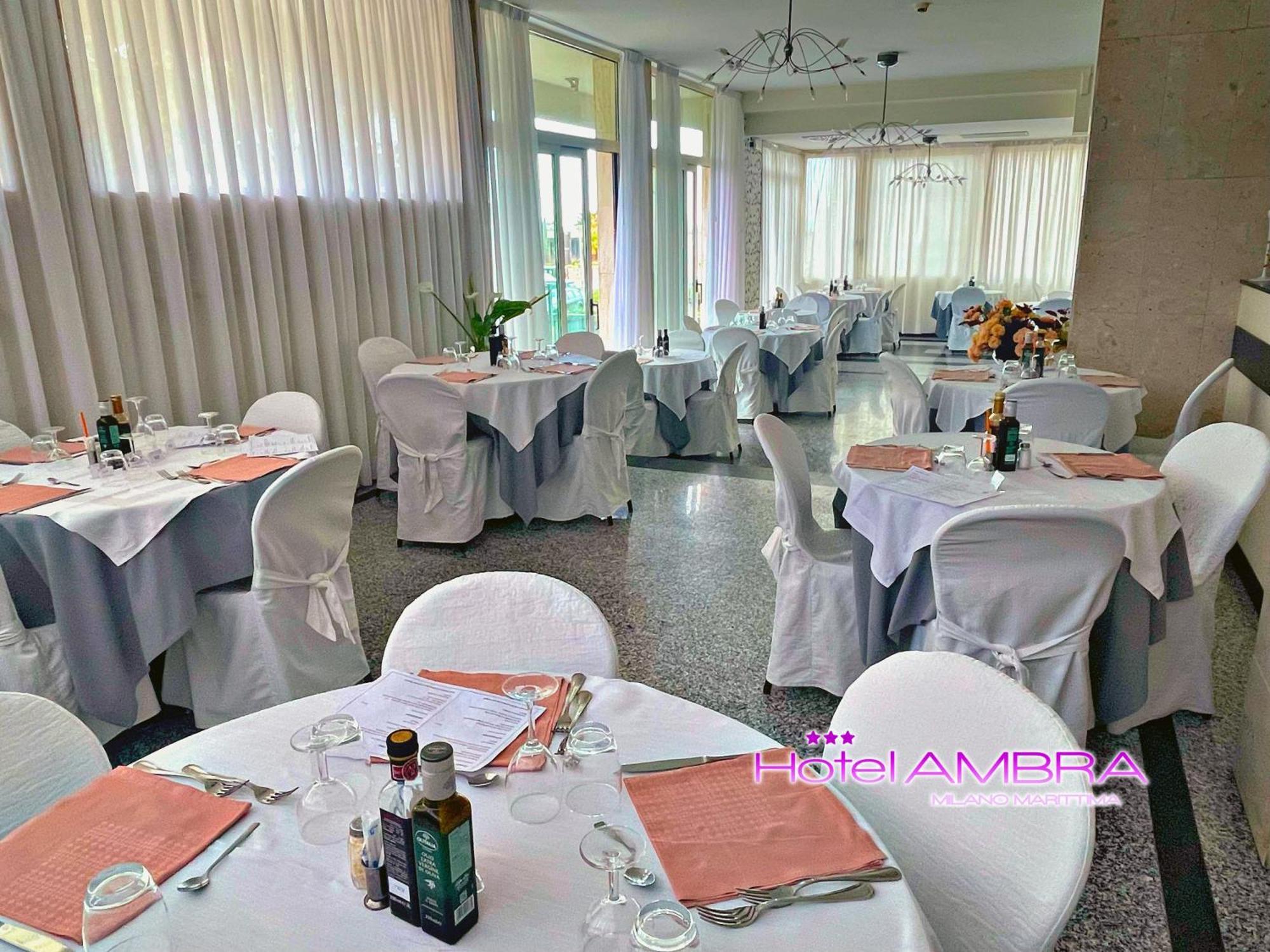 Hotel Ambra - Fronte Mare - Vicinissimi Al Centro Milano Marittima Esterno foto