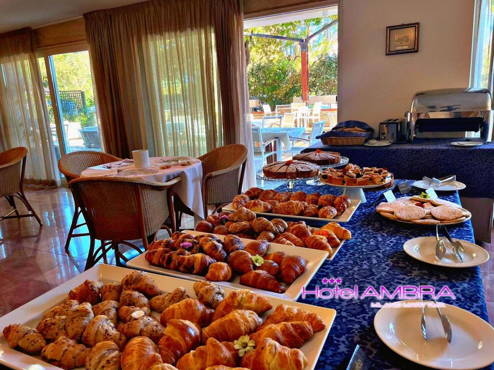 Hotel Ambra - Fronte Mare - Vicinissimi Al Centro Milano Marittima Esterno foto